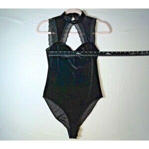 Women's XS Top Extra Sm Black Lace Trim Velvet Body Gothic Witchy Whimsygoth